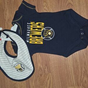 MLB Milwaukee Brewers Newborn Bodysuit Bib Set Baseball Summer Baby
